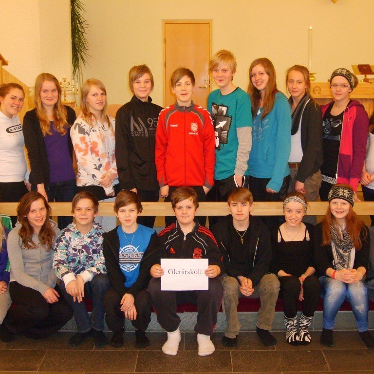 Fermingarfræðsluhópur vorið 2011 í Glerárkirkju.