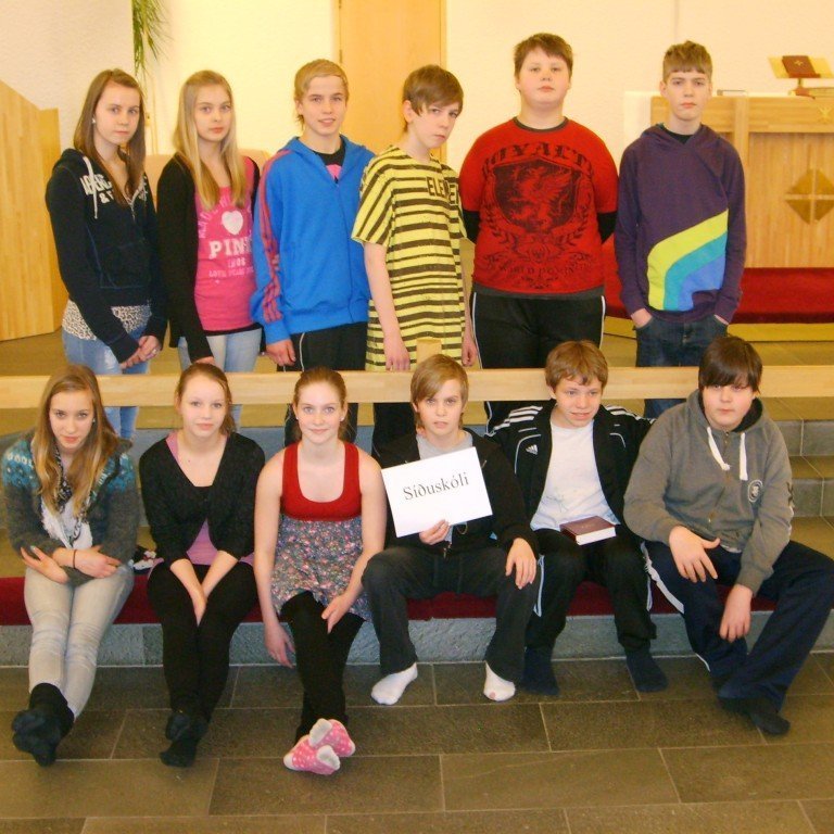 Fermingarfræðsluhópur vorið 2011 í Glerárkirkju.