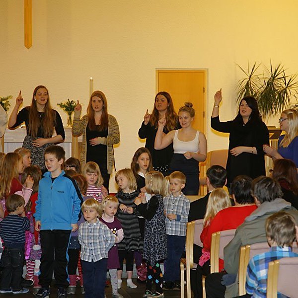 Frá fjölskylduguðsþjónustu í Glerárkirkju 18. desember 2011. Rúnar Þór frá Myndrún tók myndirnar.