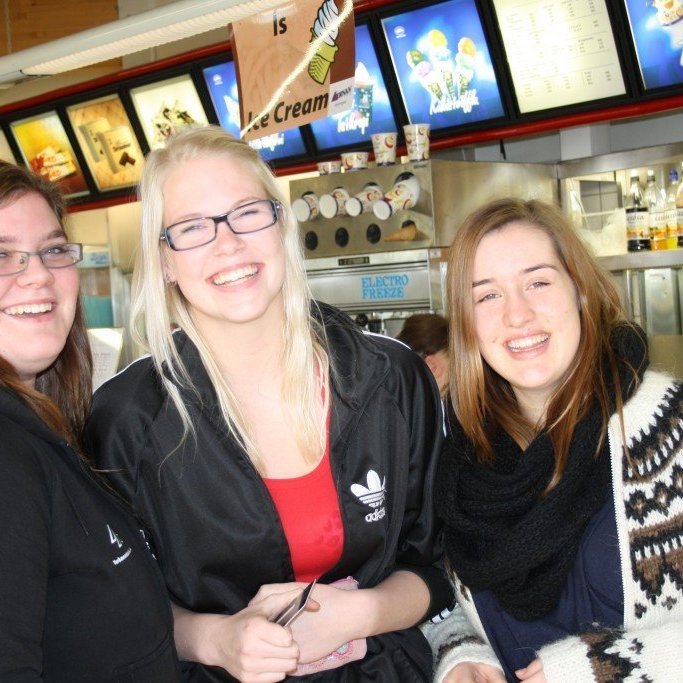 Guðrún, Svava og Rakel.