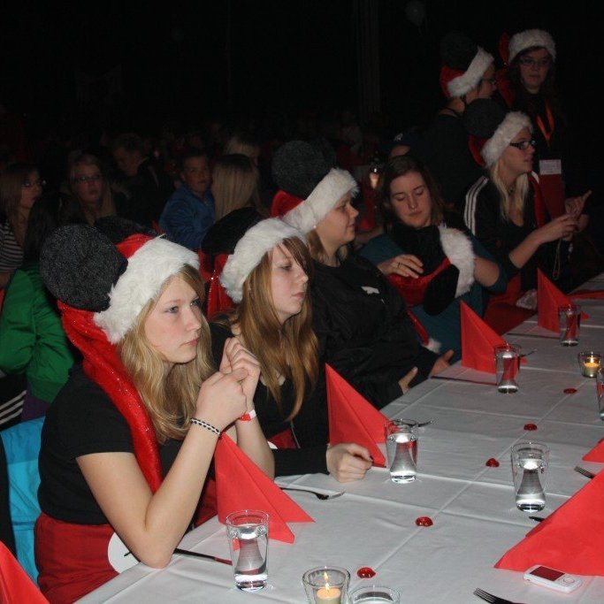 Borðskreytingar og öll umgjörð á veislukvöldinu var mjög flott.