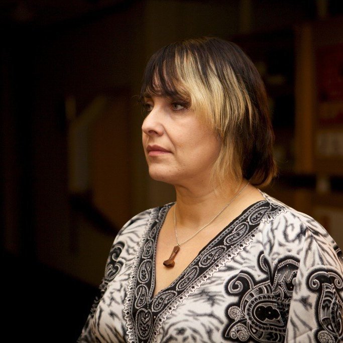 Handverkskonan og myndasmiðurinn Díana Bryndís. Verk hennar verða til sýnis í Glerárkirkju fram í febrúar 2013. Ljósmynd: Bjarni
Eiríksson.