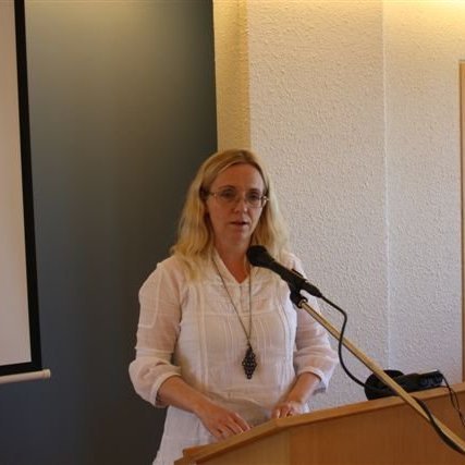 glerarkirkja2jun12-10-