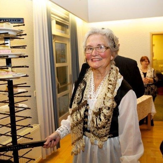 Vinafundur að lokinni hátíðarmessu á vígsludegi Glerárkirkju, öðrum sunnudegi í aðventu 2012. Myndina tók Bjarni
Eiríksson.