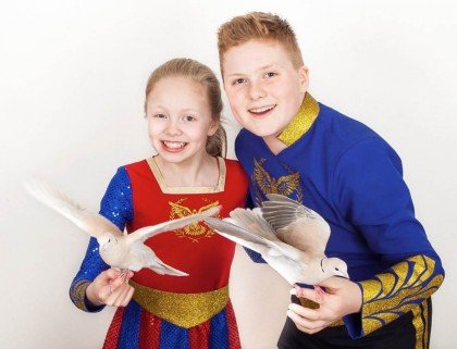 Fjölskylduguðsþjónusta og vorhátíð verður í Glerárkirkju sunnudaginn 11. maí kl. 11