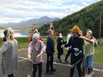 Myndir frá ferð fermingarbarna á Hólavatn