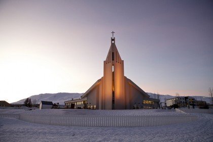 Sunnudagur 4. mars.  Æskulýðsdagur Þjóðkirkjunar.