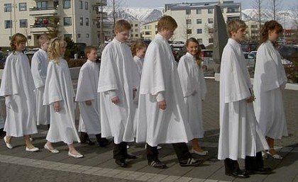 Fermingarmyndirnar eru tilbúnar.