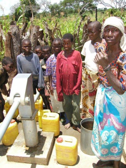 Söfnun fermingarbarna fyrir Hjálparstarf kirkjunnar