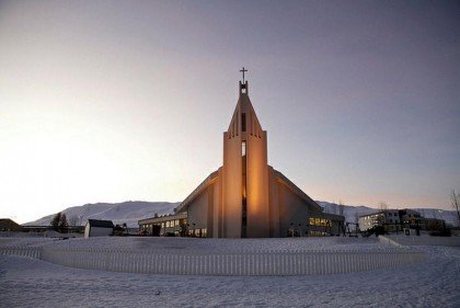 Sunnudagurinn 22. október.  Messa og kvöldguðþjónusta.