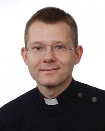 Sr. Jón Ómar kveður söfnuðinn