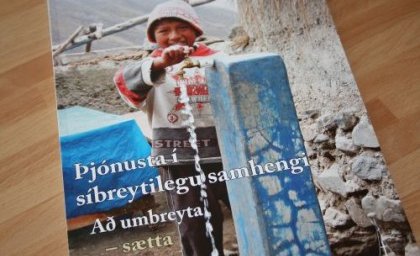 Þjónusta í síbreytilegu samhengi