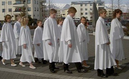 Fermingarmyndirnar eru tilbúnar.