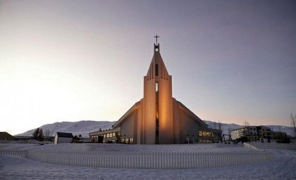 Sunnudagurinn 22. október.  Messa og kvöldguðþjónusta.