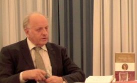 “Sú leiksýning sem varað hefur lengst á jörð.”