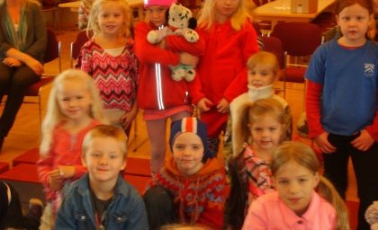 27. október. Fjölskylduguðsþjónusta kl. 11 – kvöldguðsþjónusta kl. 20